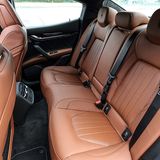 Auch hinten genießt man italienisches Design