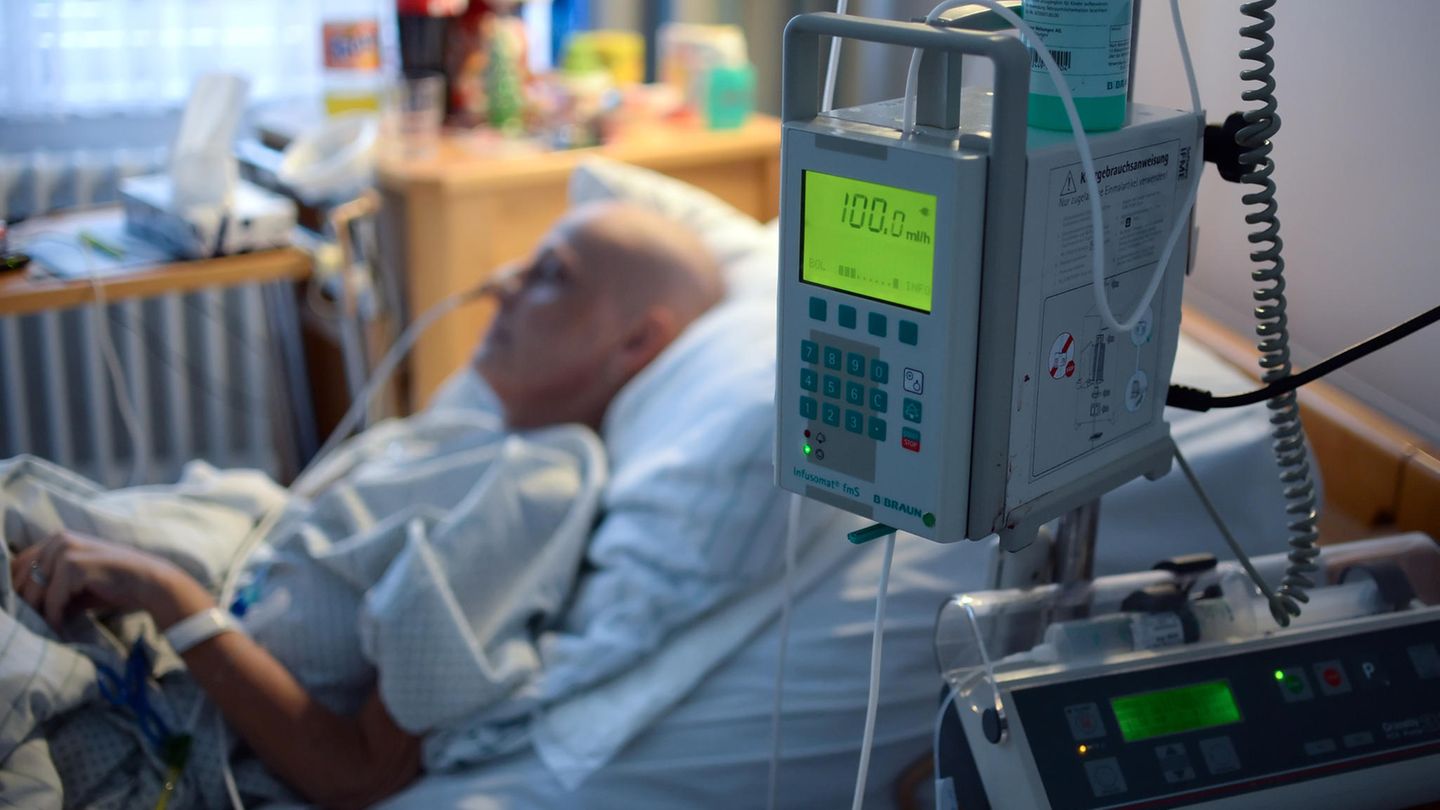 Diskussion von Sterbehilfe im Ethikrat: Psychiaterin warnt: Suizide dürfen nicht "Normalität" werden
