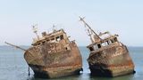 Mauretanien: Nouadhibou  An diesem Ort vor der Küste Westafrikas verrosten an die 200 Schiffe – unter sehr fragwürdigen Sicherheits- und Umweltschutzbedingungen.