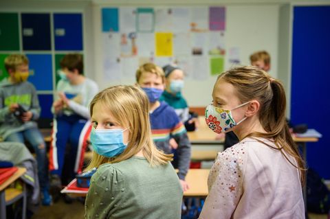 Corona in Schulen: Lernen, bis der Atem gefriert – das steht den Schulen jetzt bevor