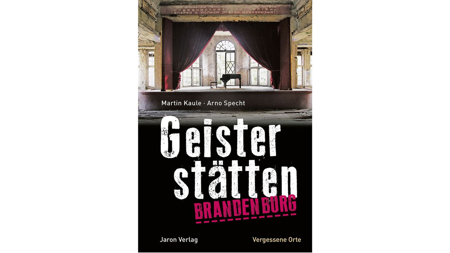 Aus: "Geisterstätten Brandenburg - Vergessene Orte" von von Martin Kaule und Arno Specht. Erschienen im Jaron Verlag, 96 Seiten, 82 farbige Fotos, Preis: 12,95 Euro.