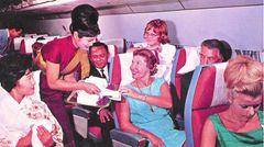 Thai Airlines setzt seit Jahrzehnten auf einen bestmöglichen Inflight-Service, der die besondere Kultur des Königreiches widerspiegelt.