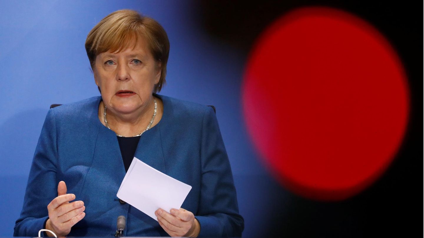 Angela Merkel verkündet die neuen Corona-Maßnahmen Angela Merkel verkündet die neuen Corona-Maßnahmen