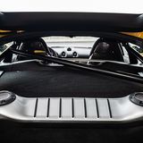 Der Sechszylinder-Boxer hält sich optisch bedeckt