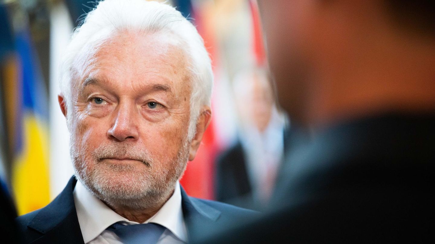 Die Morgenlage: Kubicki ruft auf, rechtlich gegen Corona-Maßnahmen vorzugehen