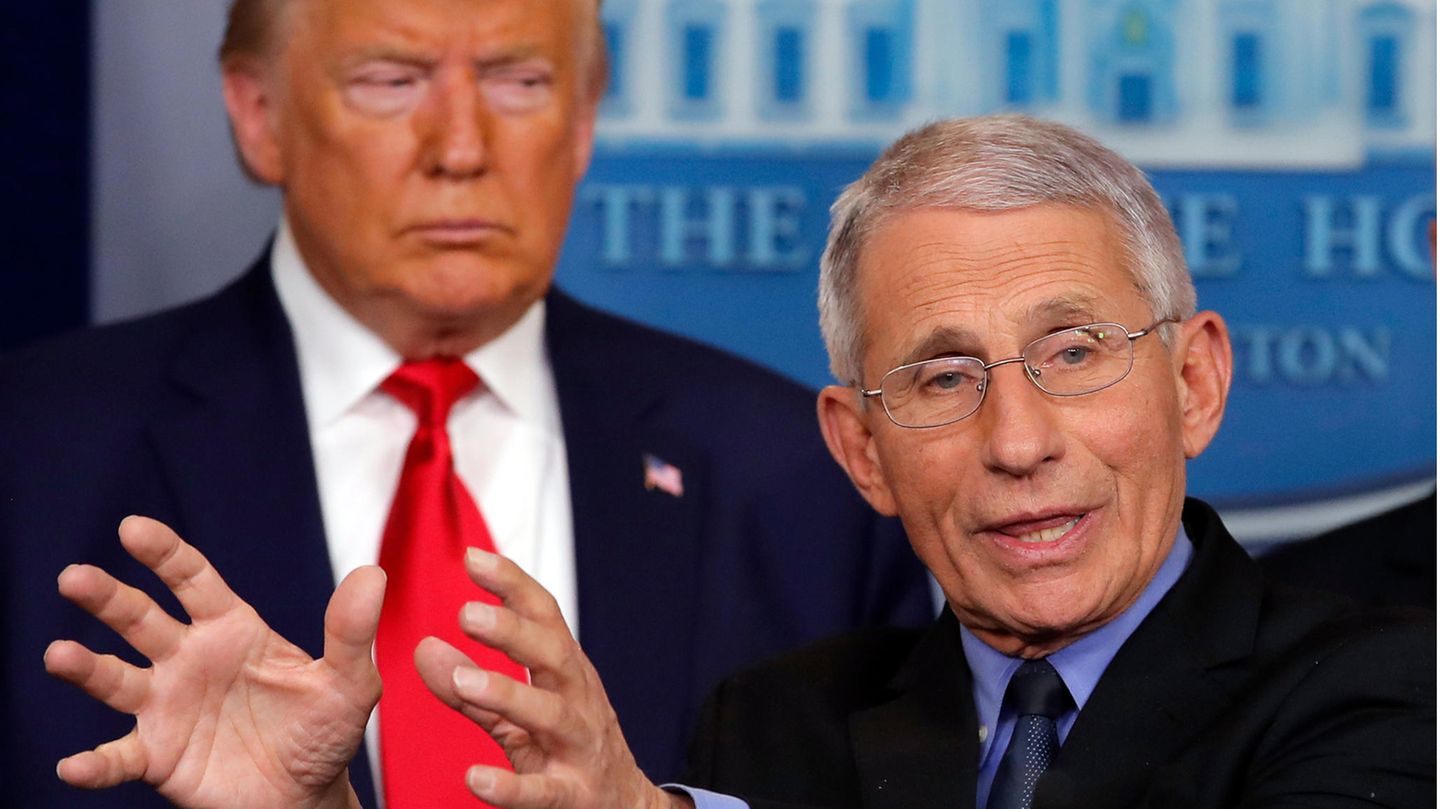 Anthony Fauci (r.), Direktor des Nationalen Instituts für Infektionskrankheiten in den USA