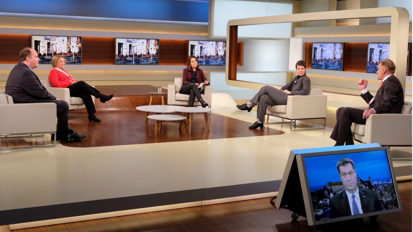 TV-Kritik "Anne Will": Anne Will und ihr Gäste im Studio