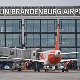 Die Fluggesellschaft mit den meisten Verbindungen ab dem BER ist Easyjet: Zum Auftakt bietet der britische Billigflieger 23 internationale Strecken an. Die innerdeutschen Verbindungen hat Easyjet zum Herbst eingestellt.