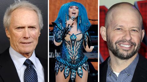 Clint Eastwood (l.) und "Two and a half Men"-Darsteller Jon Cryer wechseln ins Lager von Joe Biden. Sängerin Cher unterstützt seit Jahren die Demokraten.