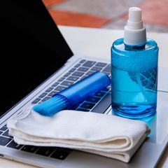 Sie sollten Ihren Laptop regelmäßig reinigen