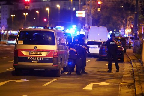 Schüsse in Wien: Das Innenministerium spricht von einem Terroranschlag
