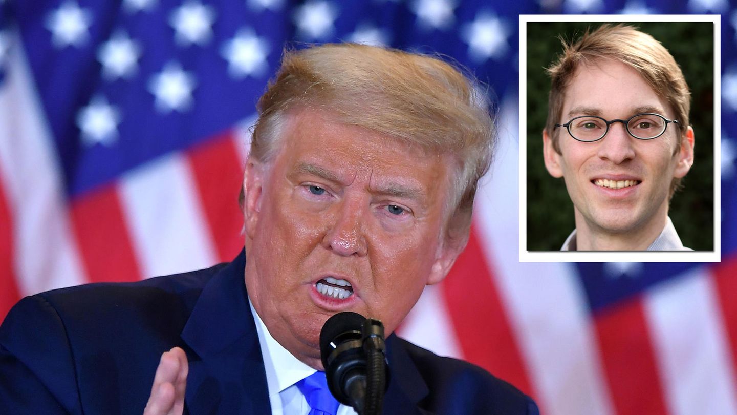 Donald Trump bei seiner Ansprache in der Wahlnacht - mit Experte Florian Böller