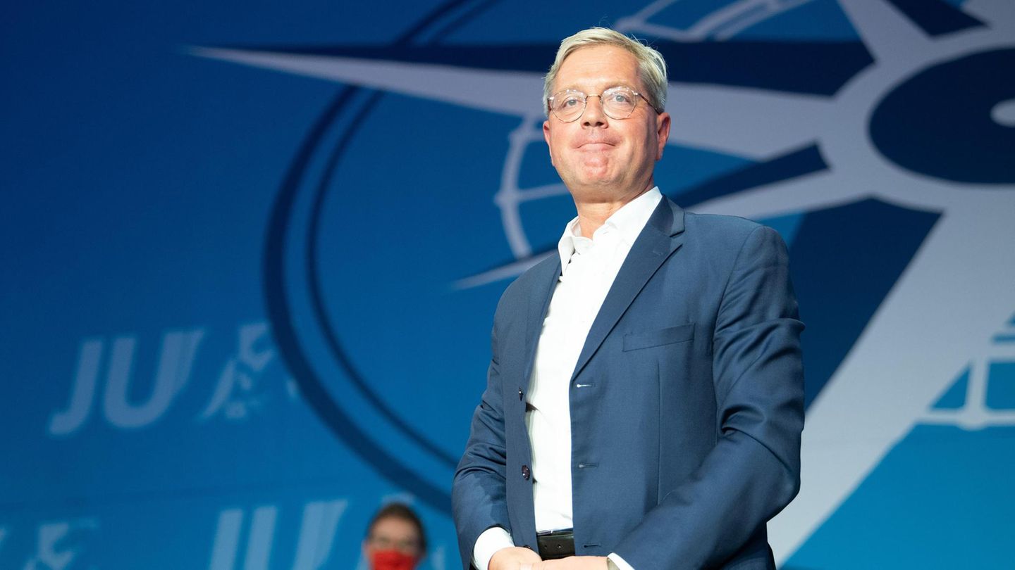 Mehr Verantwortung für Europa: Norbert Röttgen, 55, ist Vorsitzender des Auswärtigen Ausschusses und will neuer CDU-Chef werden