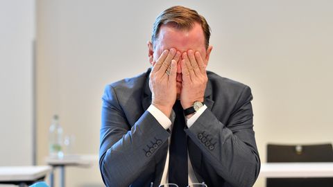 Thüringens Ministerpräsident Bodo Ramelow (Linke) lässt eine Anzeige gegen die "Querdenken"-Bewegung prüfen.