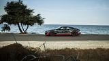 Im Fond des Audi RS e-tron GT ist die Kopffreiheit begrenzt