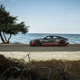 Im Fond des Audi RS e-tron GT ist die Kopffreiheit begrenzt