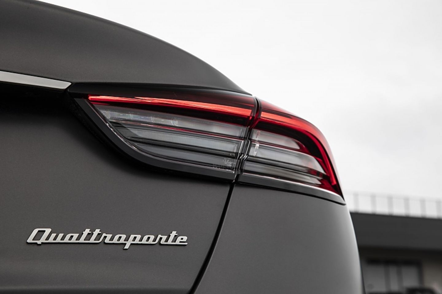Der Maserati Quattroporte Trofeo wiegt zwei Tonnen