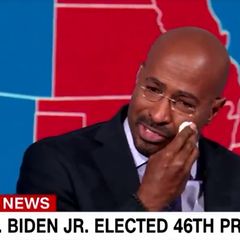 CNN-Moderator bricht vor der Kamera in Tränen aus