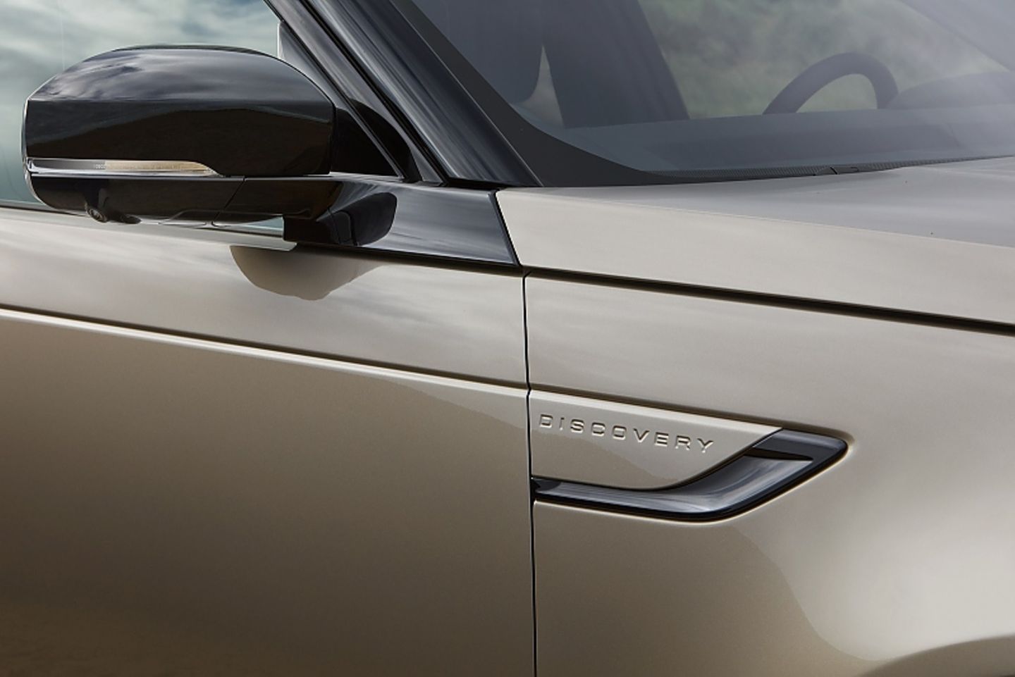 Land Rover Discovery 2021