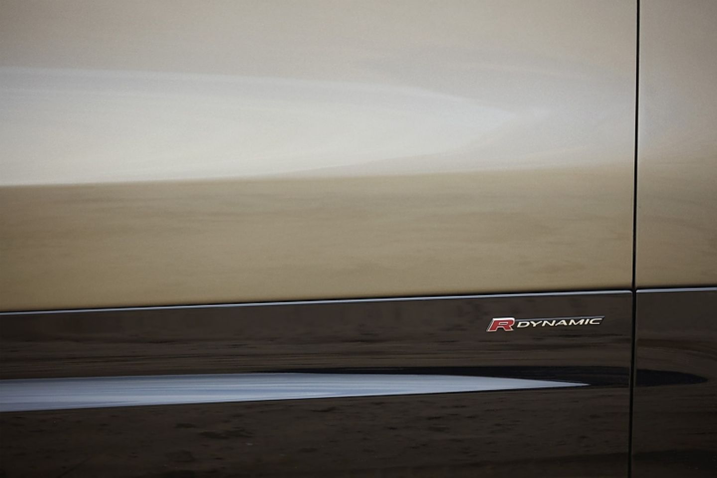 Land Rover Discovery 2021