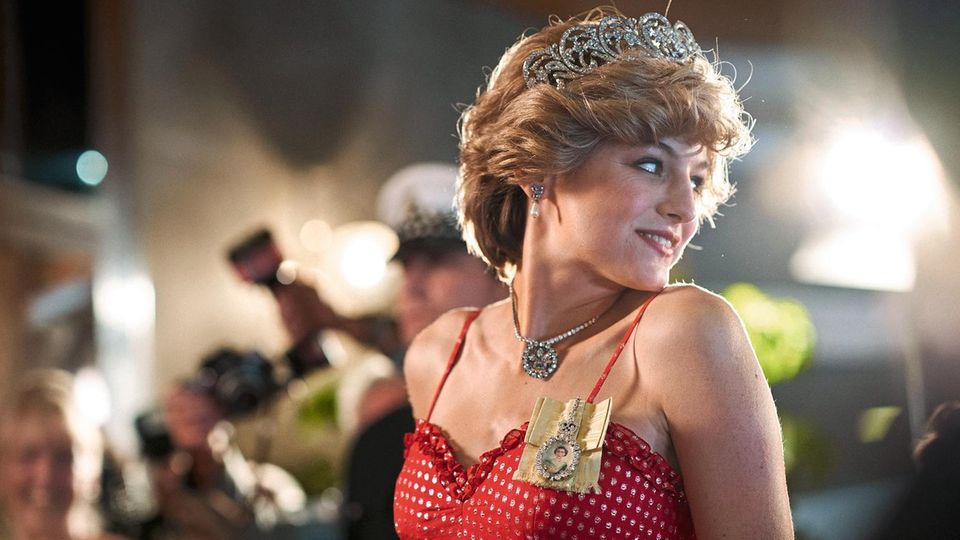 Plötzlich Prinzessin: Emma Corrin als Lady Di in der Serie „The Crown“