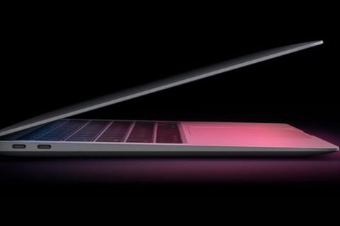 Das neue Macbook Air hat zwei USB4-Buchsen auf der Seite