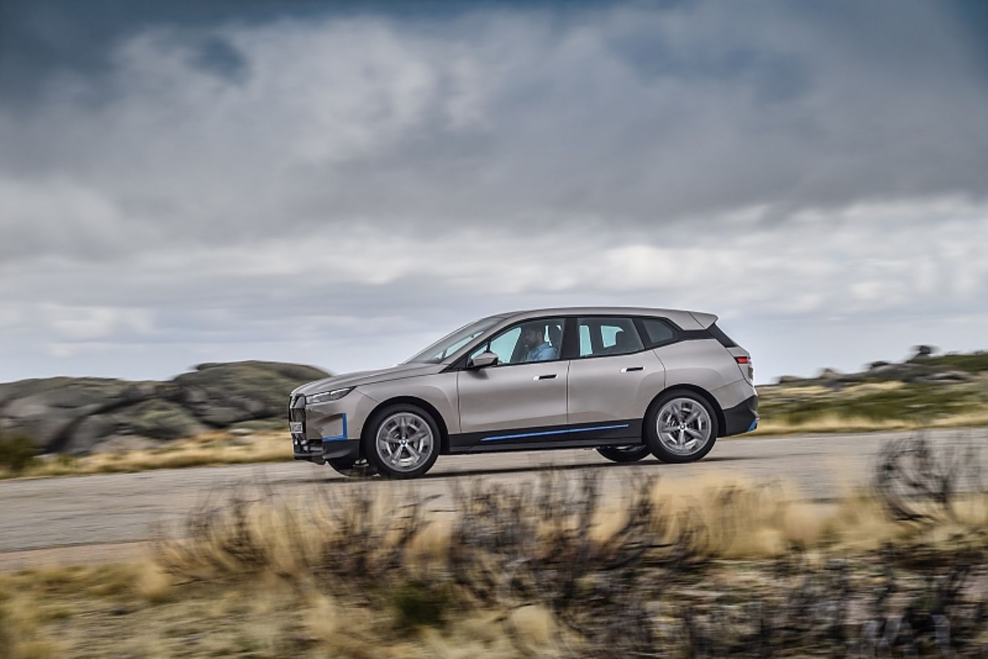 BMW iX 2021