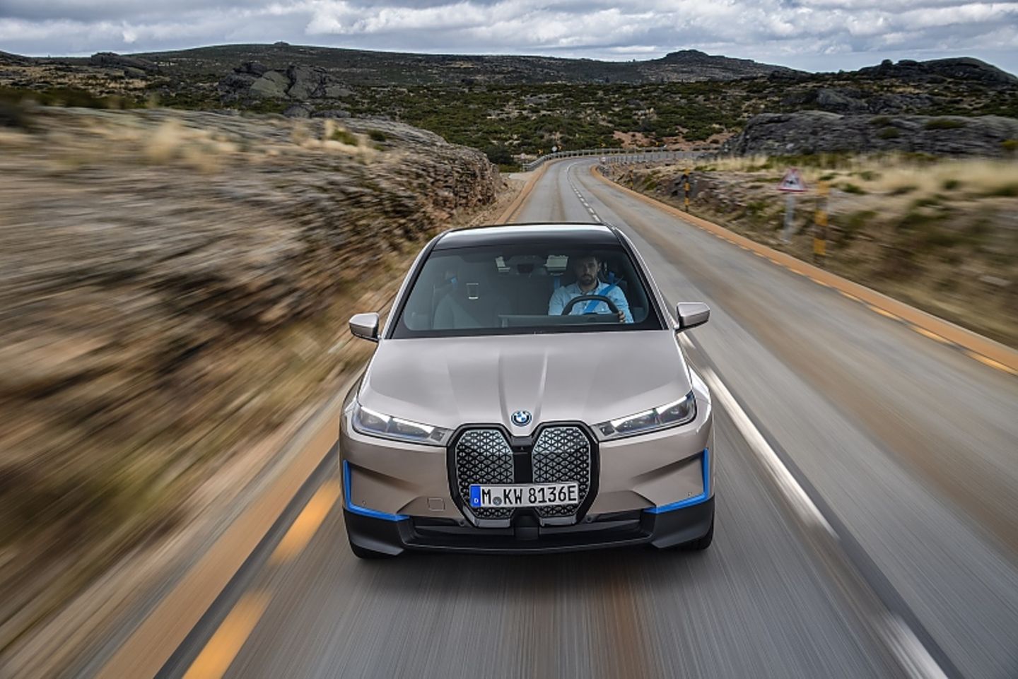 BMW iX 2021