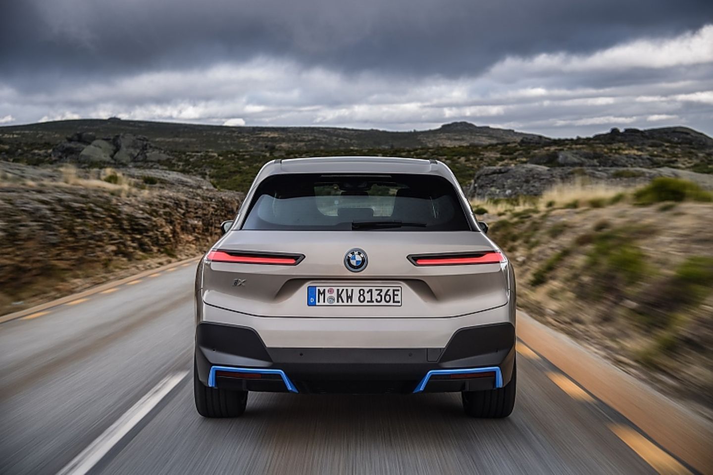 BMW iX 2021
