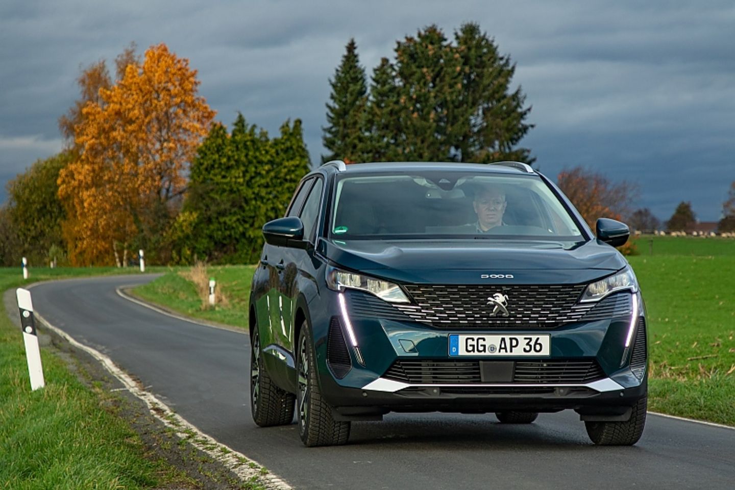 Peugeot 5008 Blue HDI 130