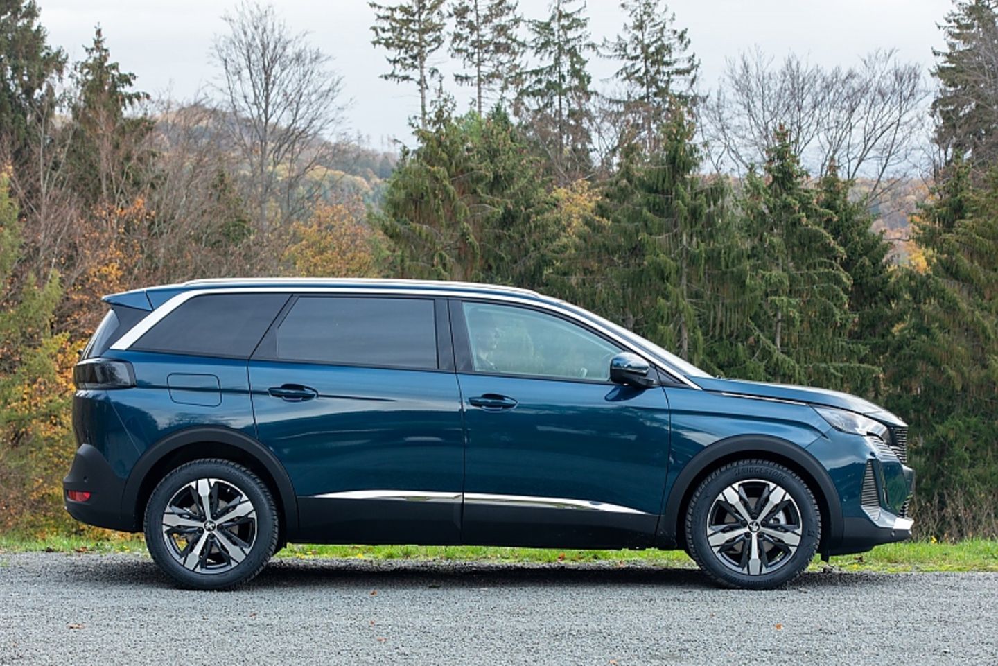 Peugeot 5008 Blue HDI 130