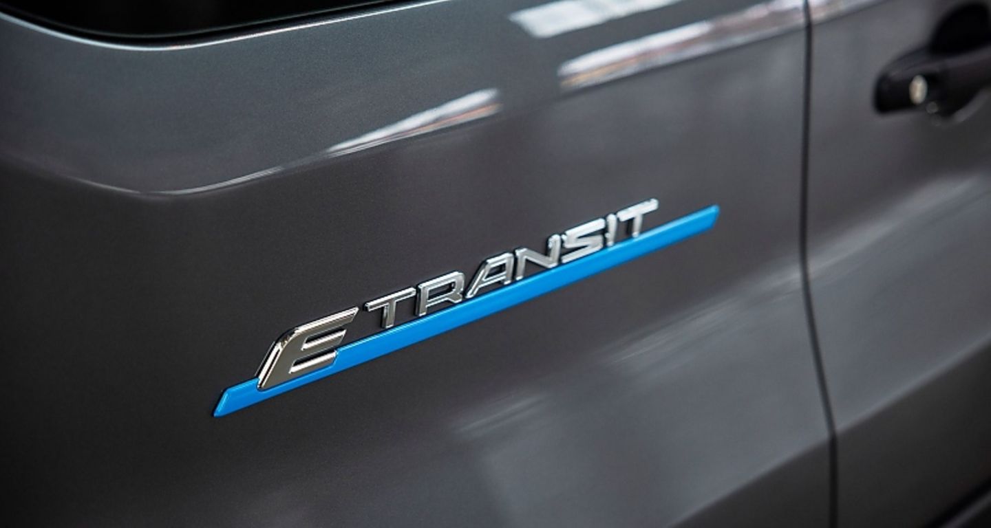 Der E-Motor an der Hinterachse leistet 198 kW / 269 PS