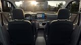 Das Cockpit wirkt funktionell und modern, auch Apple CarPlay ist möglich