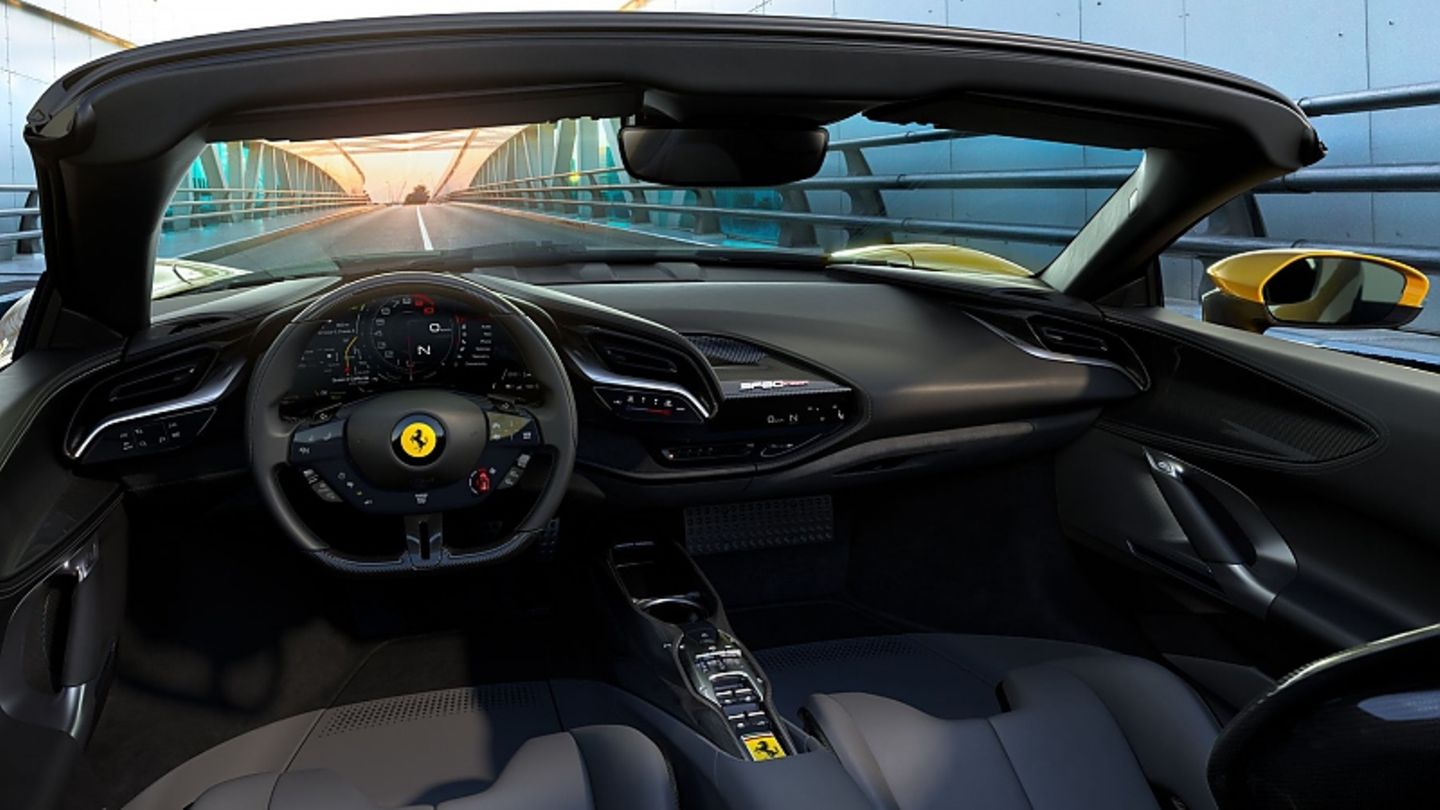 Bei Ferrari läuft der Großteil der Bedienung am Lenkrad ab