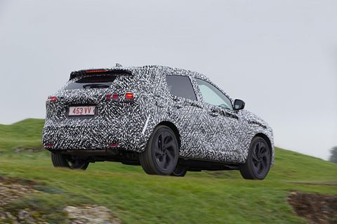 Der Nissan Qashqai des Modelljahres 2021, noch getarnt.