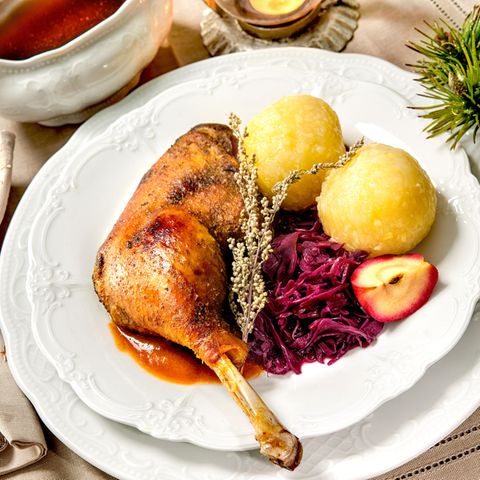 Rotkohl im weihnachtlichen Menü