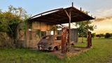 Rost Places: Dieses Fahrzeug, Baujahr 1948, tankte nicht auf, sondern wurde neben der Zapfsäule für immer abgestellt.