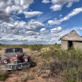 Den alten Packard von 1948 mit eingeschossener Windschutzschiebe stöberte Niehues auf einem Grundstück in New Mexiko auf.