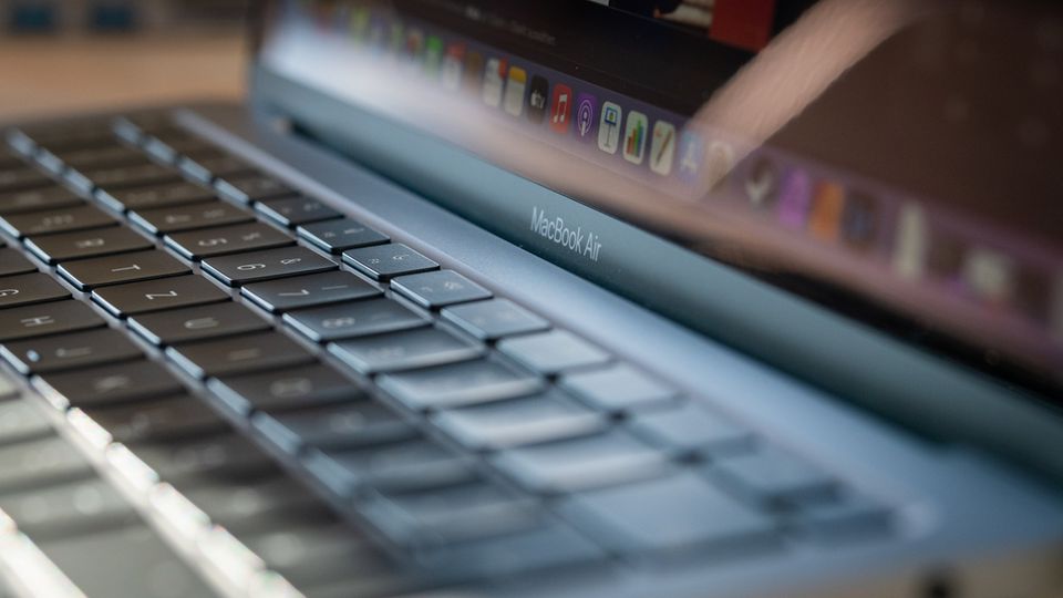 Apple-Notebook: Auf der Tastatur kann man hervorragend tippen. Auf der Tastatur kann man hervorragend tippen.