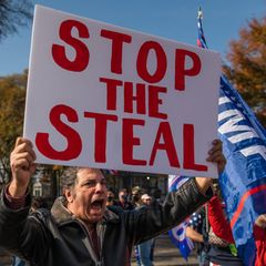 "Stop the Steal": Ein Trump-Supporter macht deutlich, dass er die US-Wahl für manipuliert hält