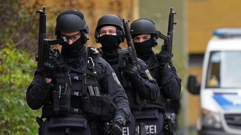 Polizeieinsatz in Berlin nach Diebstahl aus dem grünen Gewölbe in Dresden vor einem Jahr