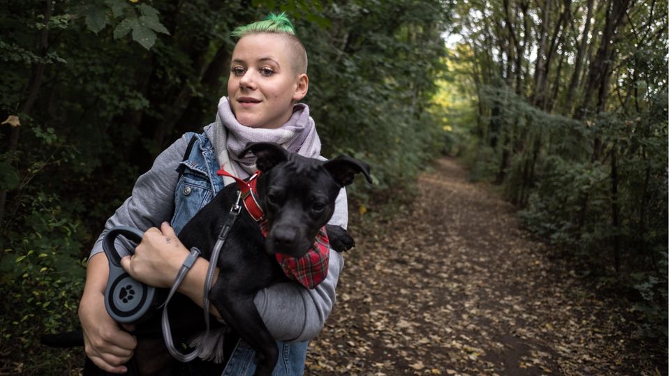 RTL-Spendenmarathon Toni trägt ihren Hund