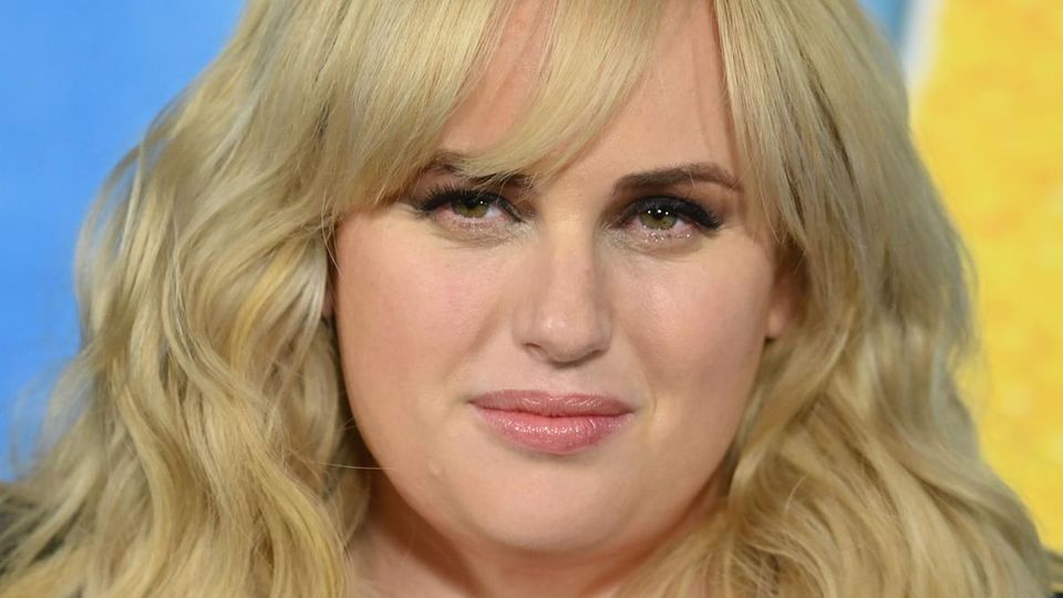 Rebel Wilson nimmt 18 Kilo ab: So sieht der "Pitch-Perfect"-Star jetzt aus Rebel Wilson nimmt 18 Kilo ab: So sieht der "Pitch-Perfect"-Star jetzt aus