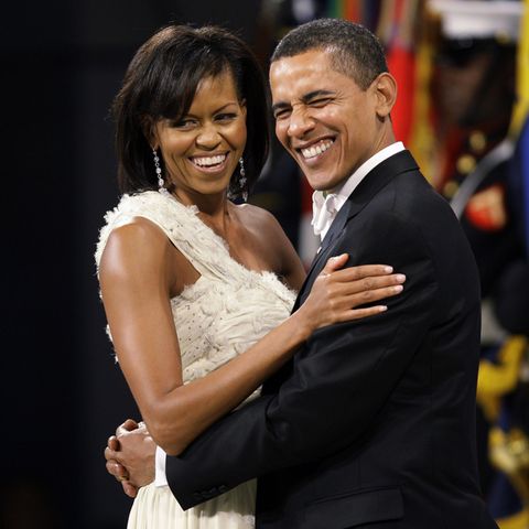 Barack und Michelle Obama auf einem Ball zu den Feierlichkeiten seiner Amtseinführung im Januar 2009
