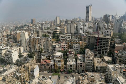 Verwüstete Gebäude in der Nähe des Hafens von Beirut, wo sich am 4. August eine schwere Explosion ereignete