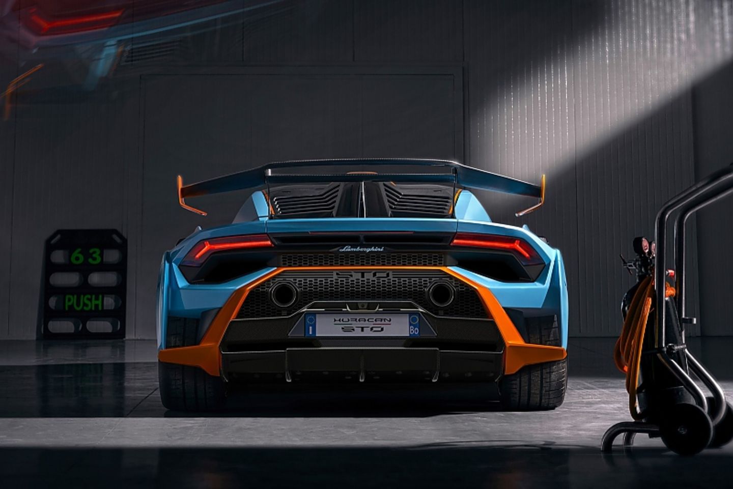 Lamborghini Huracán STO 2021