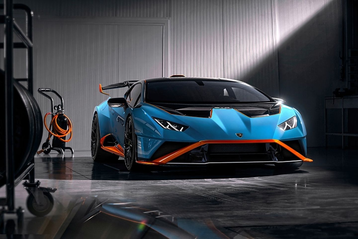 Lamborghini Huracán STO 2021