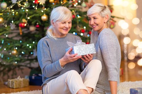 Geschenke für die Mama kommen von Herzen