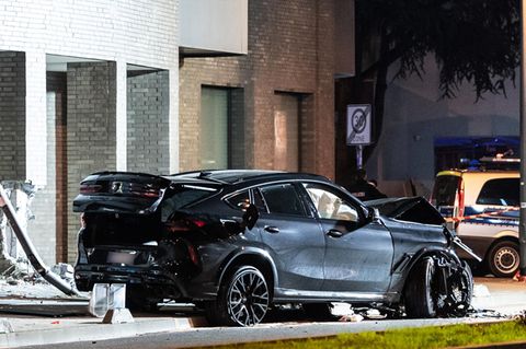 Unfall SUV in Frankfurt/Main