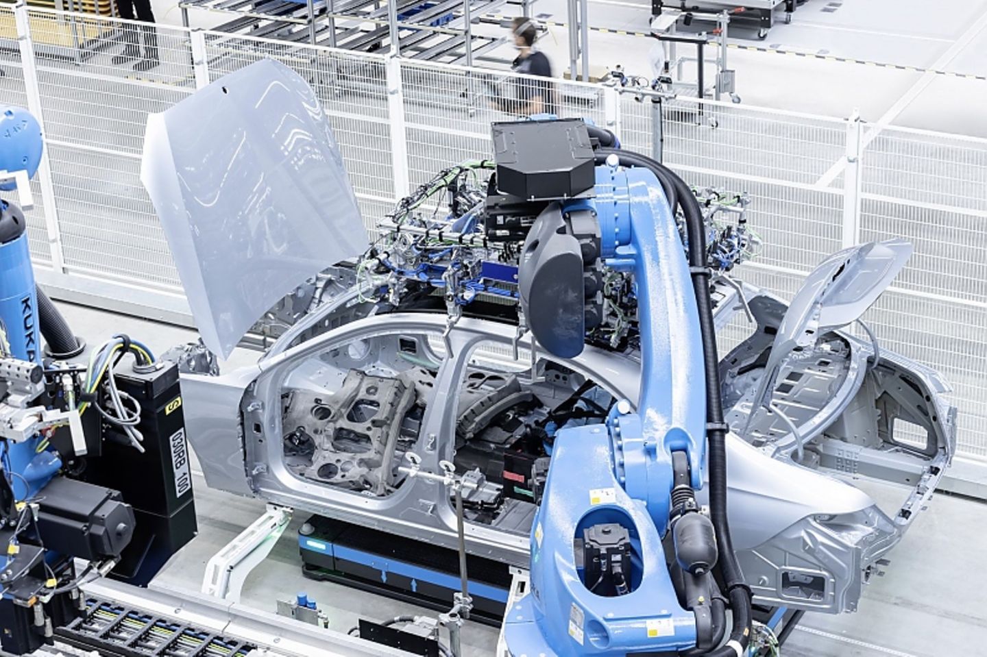 In der Factory 56 in Sindelfingen wird die elektrische Luxuslimousine EQS vom Band laufen